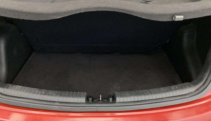 2018 Hyundai Grand i10 SPORTZ 1.2 KAPPA VTVT, Petrol, Manual, 51,484 km, Boot Inside