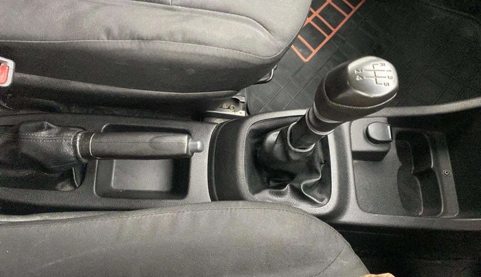 2018 Renault Kwid RXT 1.0, Petrol, Manual, 55,002 km, Gear Lever