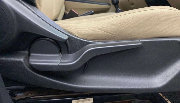 2020 Honda Amaze 1.2L I-VTEC VX, Petrol, Manual, 83,333 km, Driver Side Adjustment Panel