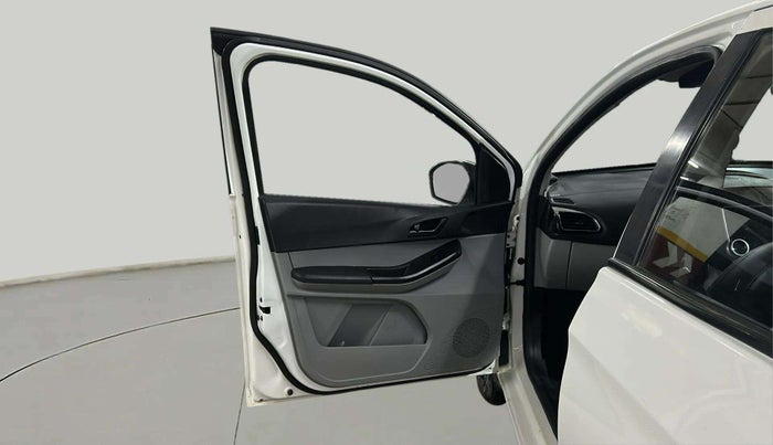 2022 Tata Tiago XT PETROL, Petrol, Manual, 44,508 km, LHS Front Door
