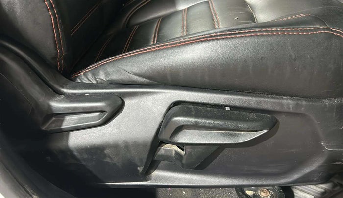 2022 Tata Tiago XT PETROL, Petrol, Manual, 44,508 km, Driver Side Adjustment Panel