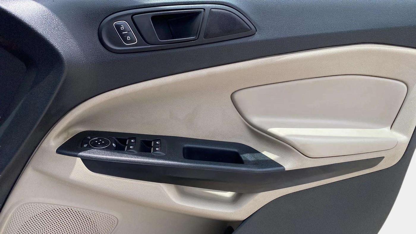 2019 Ford Ecosport TREND 1.5L PETROL, CNG, Manual, 47,782 km, Driver Side Door Panels Control
