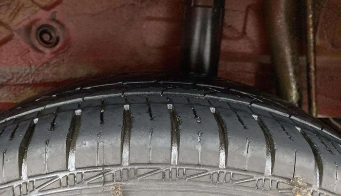 2014 Maruti Celerio VXI AMT, Petrol, Automatic, 71,631 km, Left Rear Tyre Tread