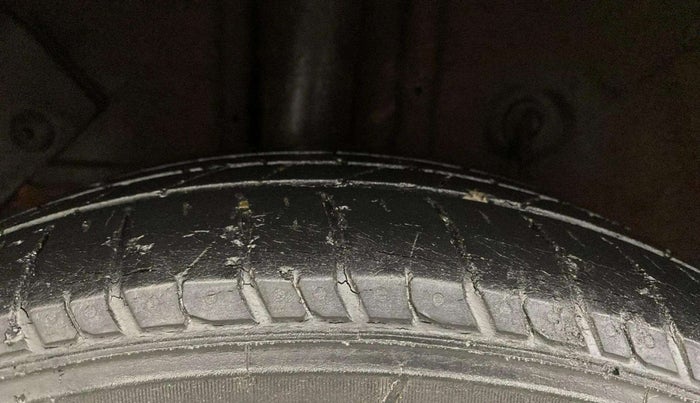 2018 Hyundai Elite i20 ASTA 1.2 (O), Petrol, Manual, 38,095 km, Right Rear Tyre Tread