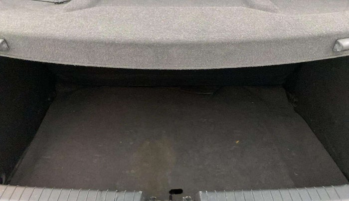 2018 Hyundai Elite i20 ASTA 1.2 (O), Petrol, Manual, 38,095 km, Boot Inside