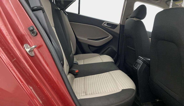 2018 Hyundai Elite i20 ASTA 1.2 (O), Petrol, Manual, 38,095 km, Right Side Rear Door Cabin