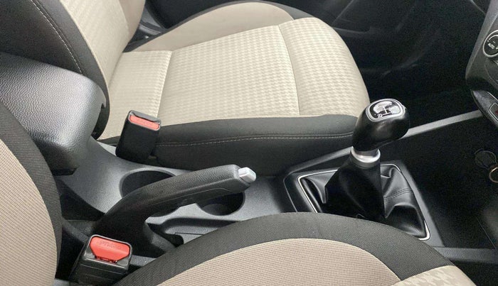 2018 Hyundai Elite i20 ASTA 1.2 (O), Petrol, Manual, 38,095 km, Gear Lever