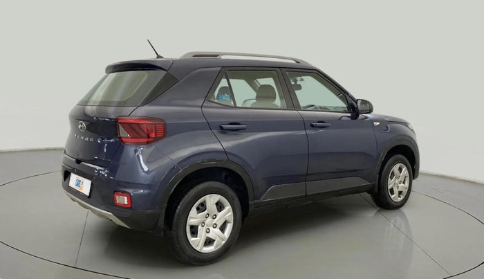 2021 Hyundai VENUE S 1.2, Petrol, Manual, 33,141 km, Right Back Diagonal