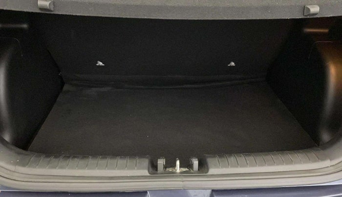 2021 Hyundai VENUE S 1.2, Petrol, Manual, 33,141 km, Boot Inside