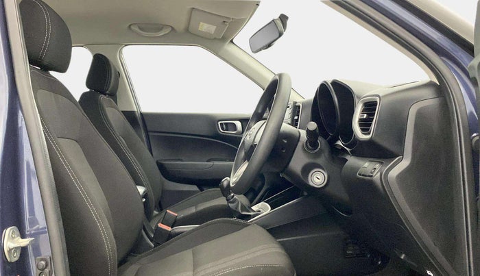 2021 Hyundai VENUE S 1.2, Petrol, Manual, 33,141 km, Right Side Front Door Cabin