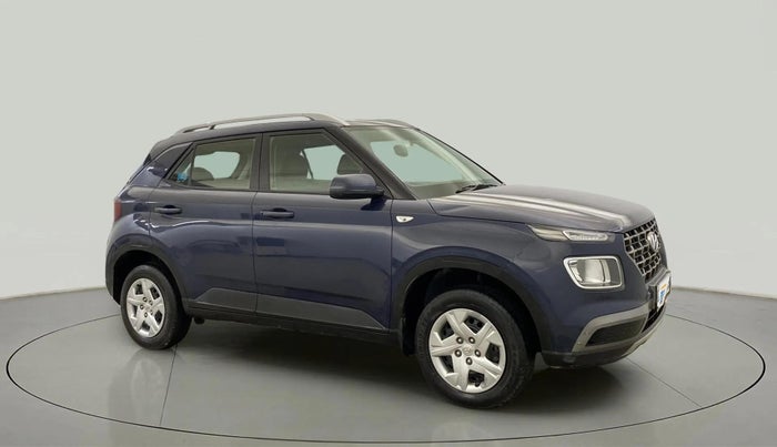 2021 Hyundai VENUE S 1.2, Petrol, Manual, 33,141 km, Right Front Diagonal