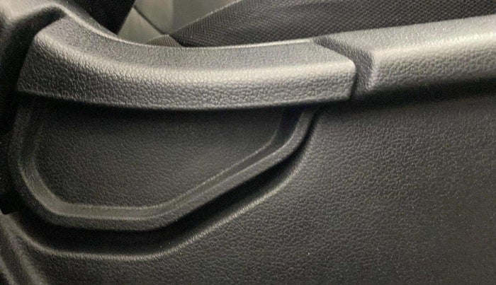 2021 Hyundai VENUE S 1.2, Petrol, Manual, 33,141 km, Driver Side Adjustment Panel