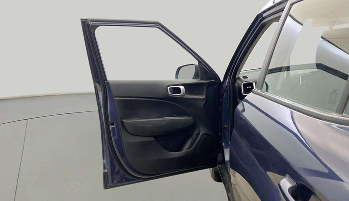 2021 Hyundai VENUE S 1.2, Petrol, Manual, 33,141 km, LHS Front Door