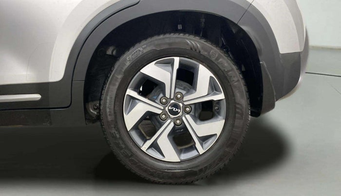 2023 KIA SONET HTX 1.5D IMT, Diesel, Manual, 24,772 km, Left Rear Wheel