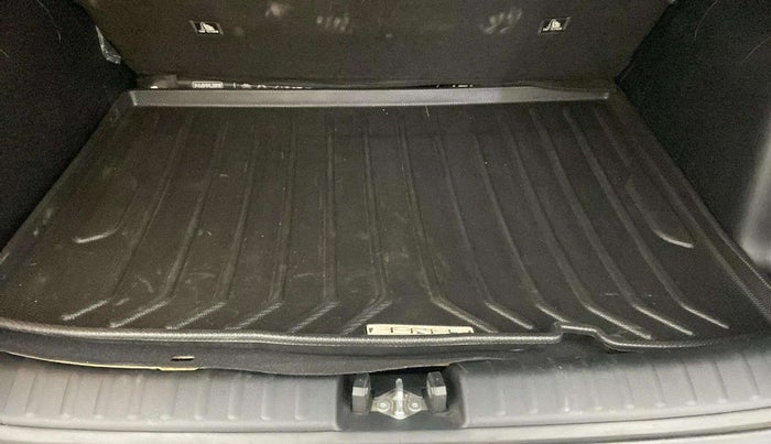 2023 KIA SONET HTX 1.5D IMT, Diesel, Manual, 24,772 km, Boot Open Zoomed View