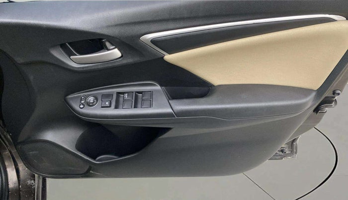 2018 Honda Jazz 1.2L I-VTEC V CVT, Petrol, Automatic, 38,538 km, Driver Side Door Panels Control