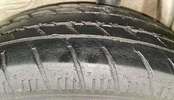 2018 Maruti Celerio VXI AMT, Petrol, Automatic, 32,843 km, Left Rear Tyre Tread