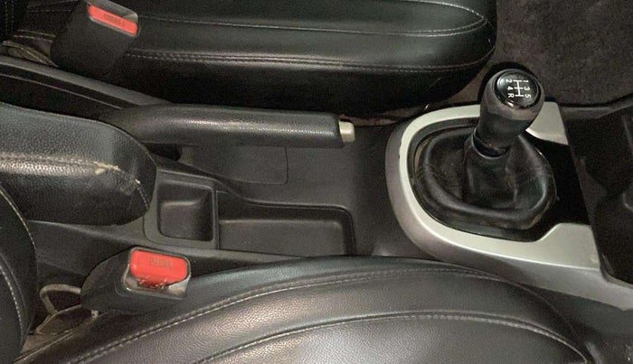 2017 Honda WR-V 1.2L I-VTEC VX MT, Petrol, Manual, 88,631 km, Gear Lever
