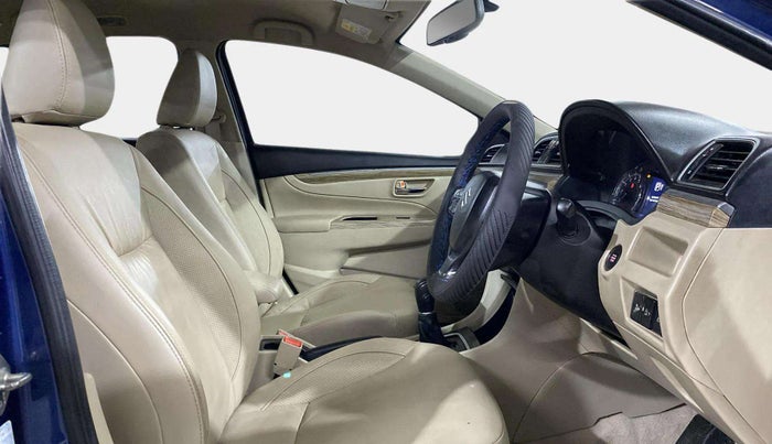 2020 Maruti Ciaz ALPHA  AT 1.5 SHVS PETROL, Petrol, Automatic, 43,261 km, Right Side Front Door Cabin