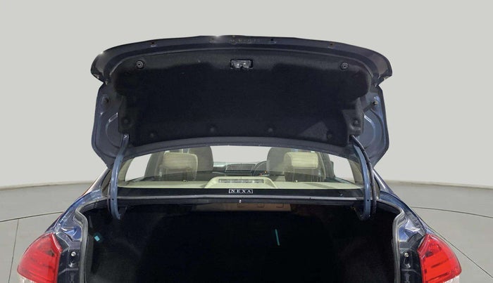 2020 Maruti Ciaz ALPHA  AT 1.5 SHVS PETROL, Petrol, Automatic, 43,261 km, Boot Door Open
