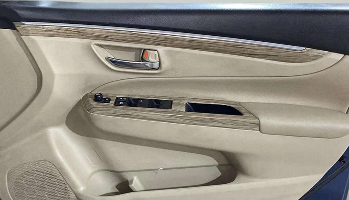 2020 Maruti Ciaz ALPHA  AT 1.5 SHVS PETROL, Petrol, Automatic, 43,261 km, Driver Side Door Panels Control