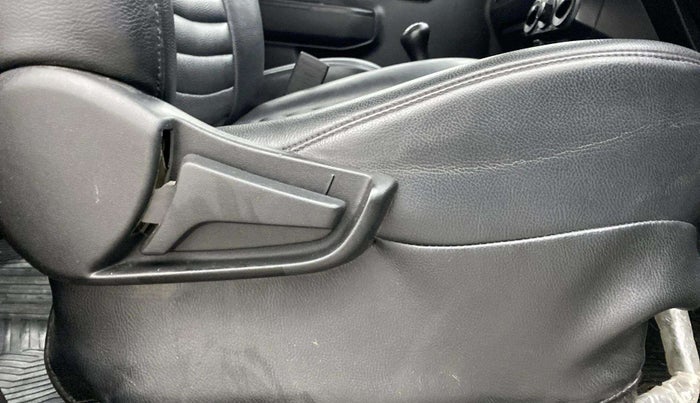 2021 Maruti S PRESSO VXI+, Petrol, Manual, 59,230 km, Driver Side Adjustment Panel