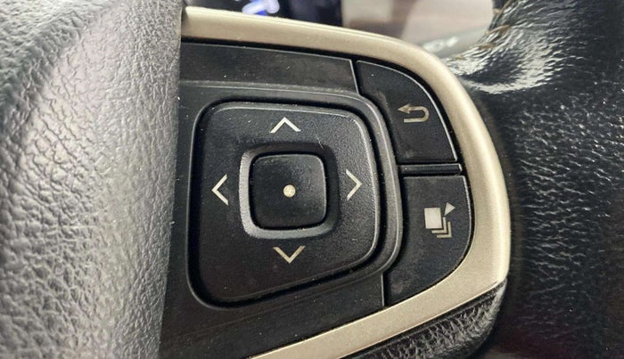 2018 Toyota Innova Crysta 2.7 VX 7 STR, Petrol, Manual, 51,840 km, Adaptive Cruise Control