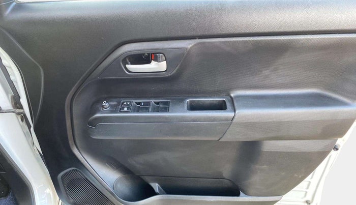 2023 Maruti New Wagon-R ZXI 1.2, Petrol, Manual, 21,683 km, Driver Side Door Panels Control