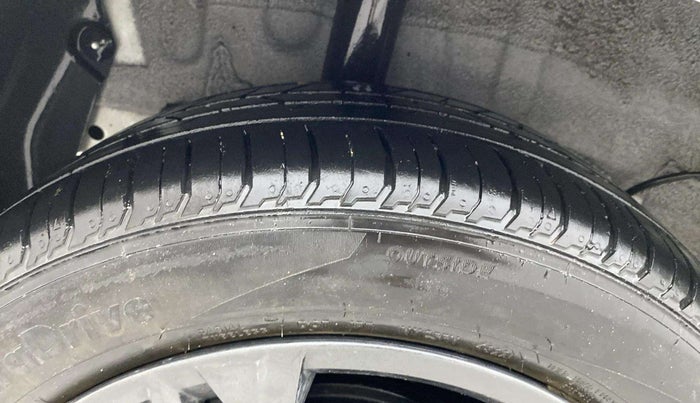 2023 Hyundai NEW I20 SPORTZ 1.2 MT, Petrol, Manual, 9,098 km, Right Rear Tyre Tread