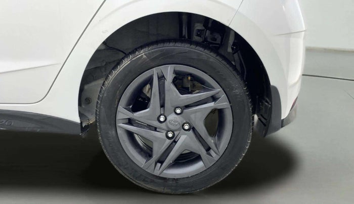 2023 Hyundai NEW I20 SPORTZ 1.2 MT, Petrol, Manual, 9,098 km, Left Rear Wheel