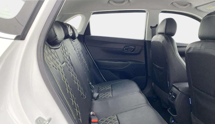 2023 Hyundai NEW I20 SPORTZ 1.2 MT, Petrol, Manual, 9,098 km, Right Side Rear Door Cabin