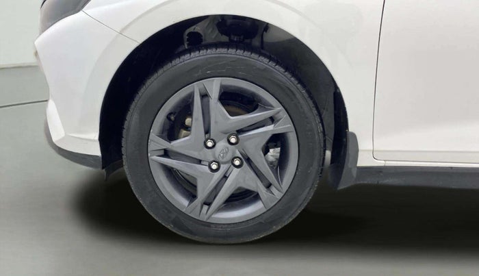 2023 Hyundai NEW I20 SPORTZ 1.2 MT, Petrol, Manual, 9,098 km, Left Front Wheel