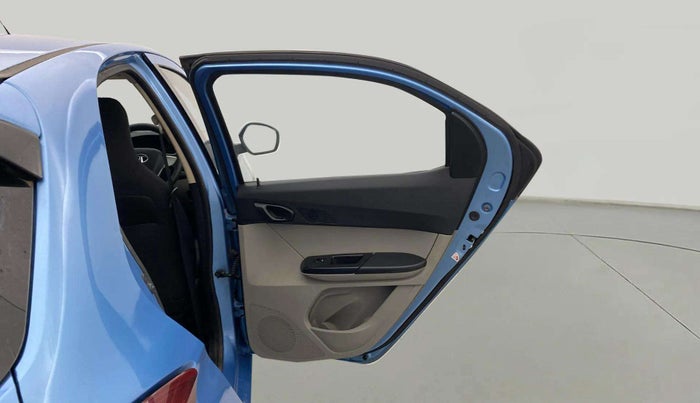 2016 Tata Tiago XT PETROL, Petrol, Manual, 50,268 km, RHS Rear Door