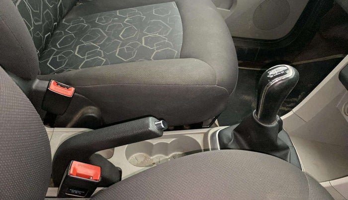 2016 Tata Tiago XT PETROL, Petrol, Manual, 50,268 km, Gear Lever