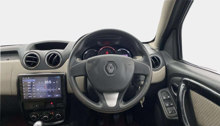 2015 Renault Duster 110 PS RXL DIESEL, Diesel, Manual, 58,263 km, Steering Wheel Close Up