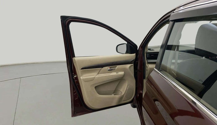 2022 Maruti Ertiga ZXI (O) CNG, CNG, Manual, 39,364 km, LHS Front Door