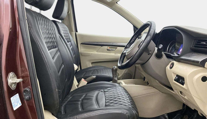 2022 Maruti Ertiga ZXI (O) CNG, CNG, Manual, 39,364 km, Right Side Front Door Cabin