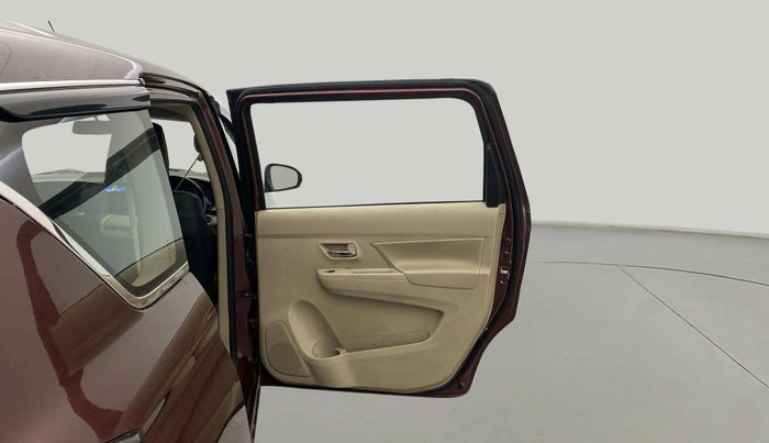 2022 Maruti Ertiga ZXI (O) CNG, CNG, Manual, 39,364 km, RHS Rear Door