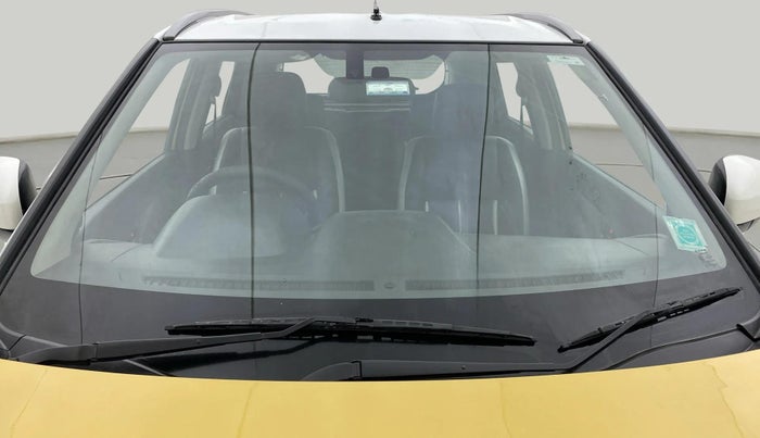 2016 Maruti Vitara Brezza ZDI PLUS, Diesel, Manual, 71,908 km, Front Windshield