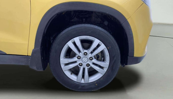 2016 Maruti Vitara Brezza ZDI PLUS, Diesel, Manual, 71,908 km, Right Front Wheel