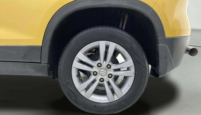 2016 Maruti Vitara Brezza ZDI PLUS, Diesel, Manual, 71,908 km, Left Rear Wheel