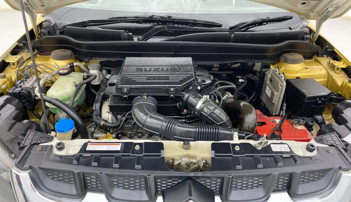 2016 Maruti Vitara Brezza ZDI PLUS, Diesel, Manual, 71,908 km, Engine View