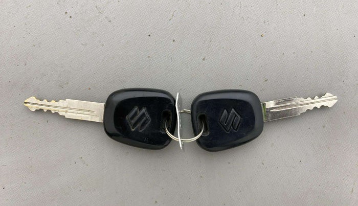 2017 Maruti Alto K10 VXI, Petrol, Manual, 39,457 km, Key Close Up