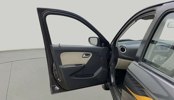 2017 Maruti Alto K10 VXI, Petrol, Manual, 39,457 km, LHS Front Door