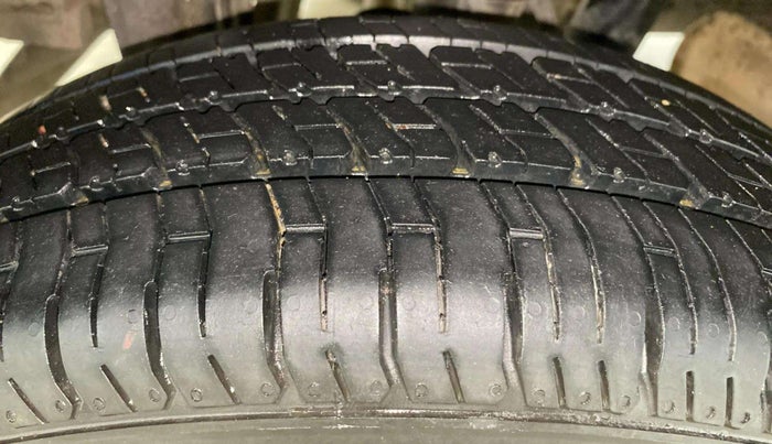 2017 Maruti Alto K10 VXI, Petrol, Manual, 39,457 km, Right Rear Tyre Tread