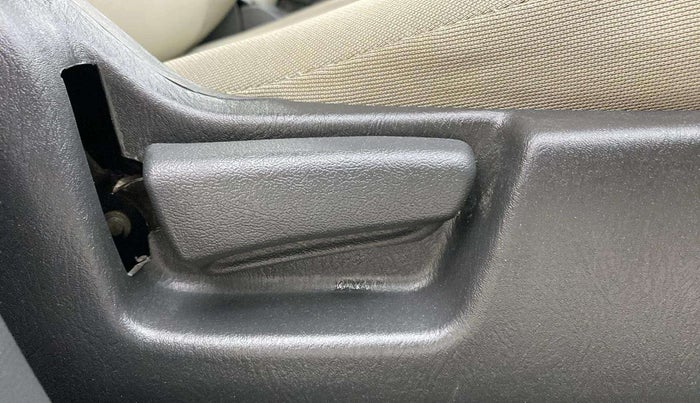 2017 Maruti Alto K10 VXI, Petrol, Manual, 39,457 km, Driver Side Adjustment Panel