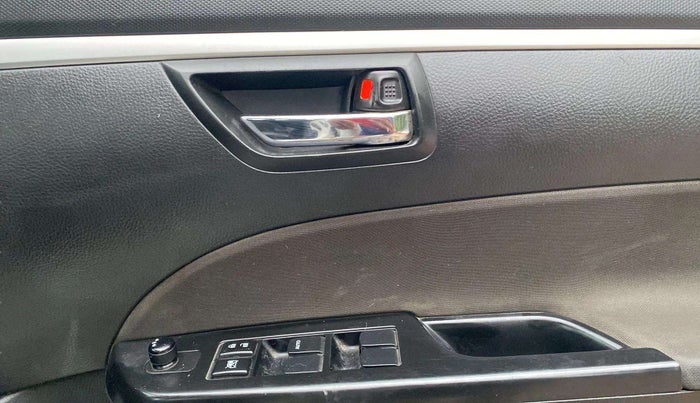 2014 Maruti Swift VXI, Petrol, Manual, 28,193 km, Driver Side Door Panels Control