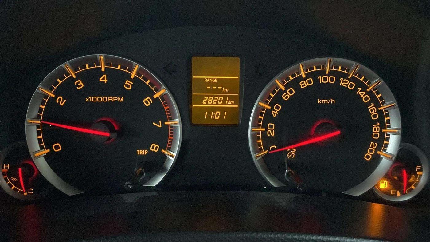 2014 Maruti Swift VXI, Petrol, Manual, 28,193 km, Odometer Image