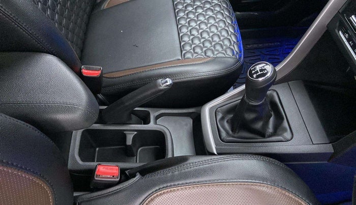 2023 Maruti BREZZA ZXI SMART HYBRID , Petrol, Manual, 29,522 km, Gear Lever