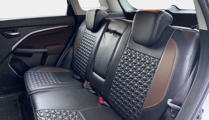 2023 Maruti BREZZA ZXI SMART HYBRID , Petrol, Manual, 29,522 km, Right Side Rear Door Cabin